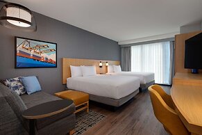 Hyatt Place Boston/Seaport District
