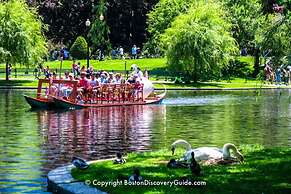 Hyatt Place Boston/Seaport District