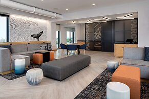 Hyatt Place Boston/Seaport District