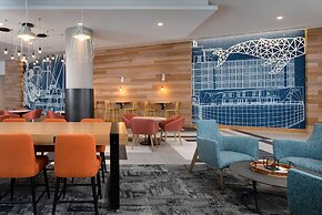 Hyatt Place Boston/Seaport District
