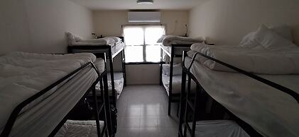 MOUNT41 Hostel