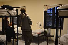 MOUNT41 Hostel