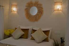 Riad Naanaa - Adults Only