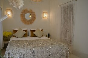 Riad Naanaa - Adults Only