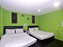 SPOT ON 89929 Tropical Lodge