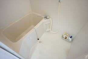 Terry's Apartment Namba South III H09A