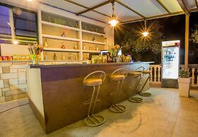 Kozanos Hotel & Suites