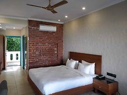 Arch The Baakhli Resort