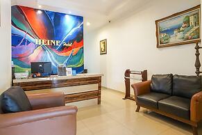 Heine Hotel