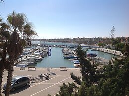 Lovely New Apartment With all Facilities