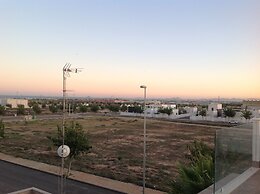 Lovely New Apartment With all Facilities