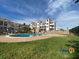 La Cinuelica R11 Grd Flr Overlooking Com Pool L111