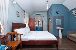 OYO 89873 Nurbayu Chalet