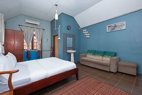 OYO 89873 Nurbayu Chalet