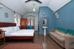 OYO 89873 Nurbayu Chalet