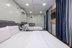 OYO 89873 Nurbayu Chalet