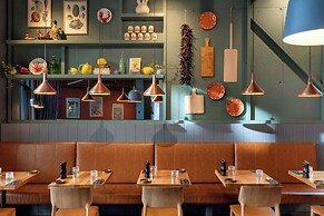 Moxy Brussels City Center