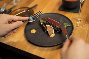 Moxy Brussels City Center