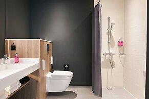 Moxy Brussels City Center