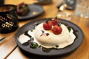 Moxy Brussels City Center