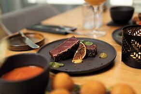 Moxy Brussels City Center