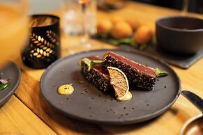 Moxy Brussels City Center