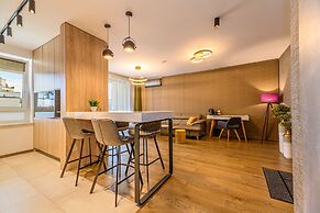 Promenada Studios