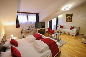 Hotel Emen