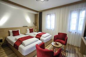 Hotel Emen