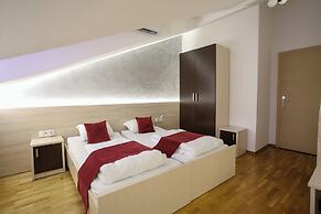 Hotel Emen