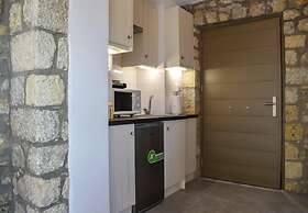 Stone Studio With Sea Views Near the Beach