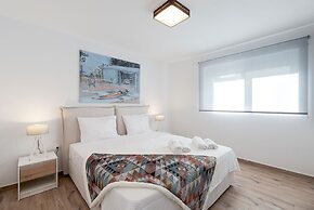 Costa Vasia Suites & Apartments