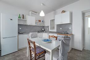 Costa Vasia Suites & Apartments