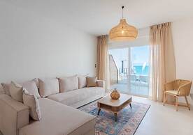 Costa Vasia Suites & Apartments