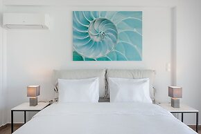 Costa Vasia Suites & Apartments