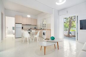 Costa Vasia Suites & Apartments