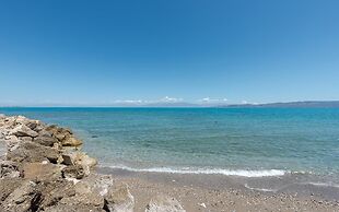 Costa Vasia Suites & Apartments