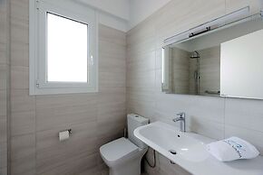 Costa Vasia Suites & Apartments