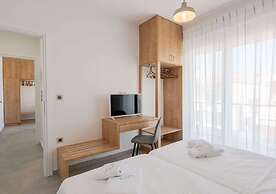 Costa Vasia Suites & Apartments