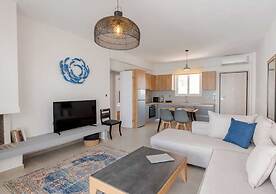 Costa Vasia Suites & Apartments