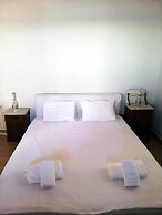 Costa Vasia Suites & Apartments