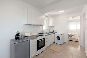 Costa Vasia Suites & Apartments