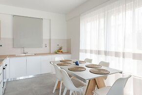 Costa Vasia Suites & Apartments