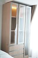 Apatel Roseville SOHO & Suite