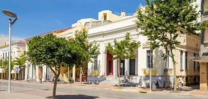 Upscale Modern Escape in the Historic Center