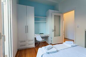 Upscale Modern Escape in the Historic Center