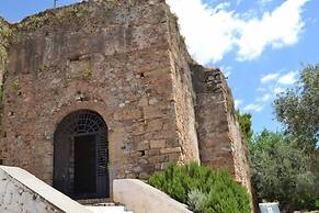 Upscale Modern Escape in the Historic Center