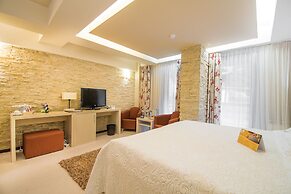 Ioana Hotels