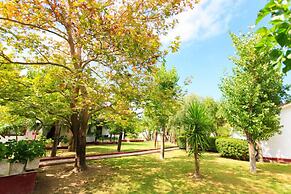 Alykes Park Bungalows & Apt