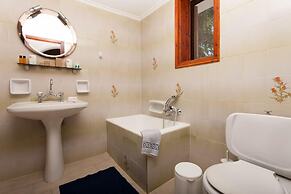 Alykes Park Bungalows & Apt